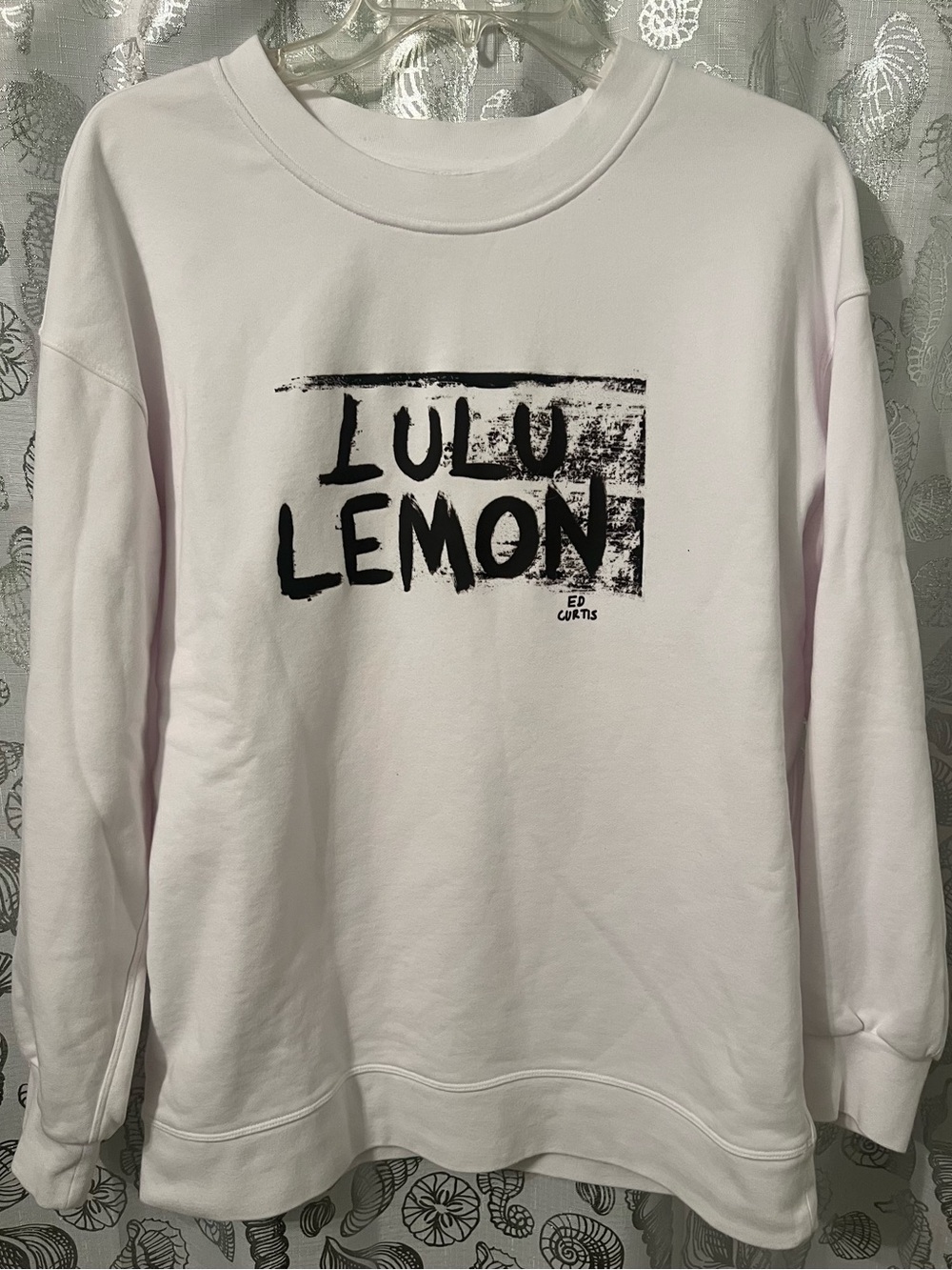 lululemon athletica Crewneck Sweatshirt in white with Black Logo